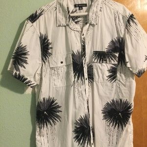 Mens INC short sleeve snap shirt